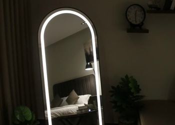 استديو بسرير ماستر وجلسة جانبية
