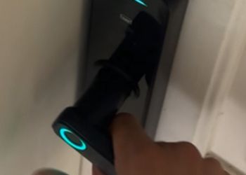 استديو هادئ بسرير ماستر 