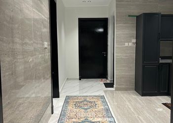 شقة بغرفتين نوم وصالة 