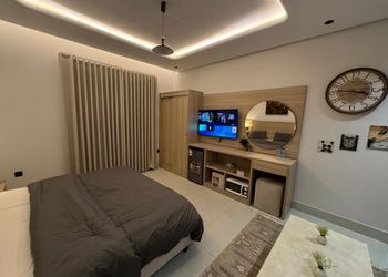استديو بسرير ماستر