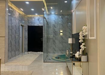 شاليه بمجلس ومسبح داخلي 