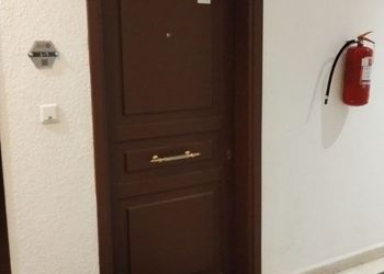 شقة بغرفتين نوم وصالة 