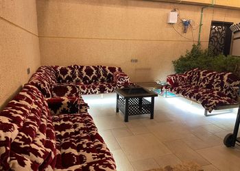 شاليه بغرفة نوم مطلة على المسبح