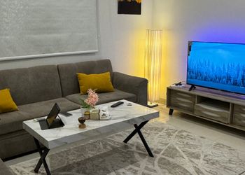 شقة بغرفه نوم وصالة 