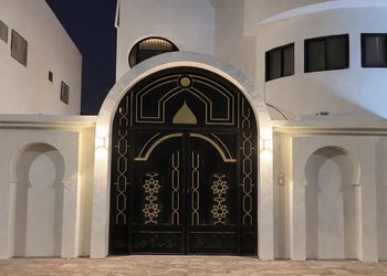 استديو هادئ بسرير ماستر