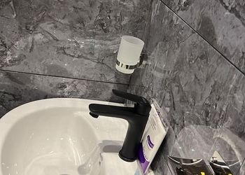 استديو بسرير ماستر وجلسة جانبية