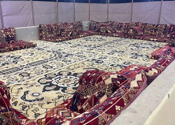 مخيم بخيمة ومجلس 
