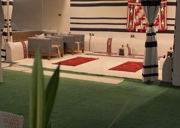 شاليه بمسبح وألعاب مائية