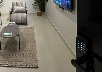 استديو هادئ بسرير ماستر 