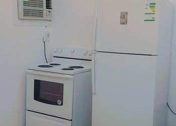 شقة بغرفتين نوم وغرفة جلوس 