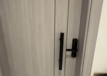 استديو بسرير ماستر 