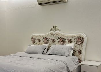 غرفة وصاله ب اثاث فاخر بمدخل خاص