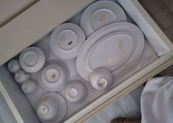 شاليه بمسطح اخضر وجلسة خارجية 