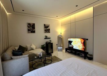 استديو هادئ بدخول ذاتي