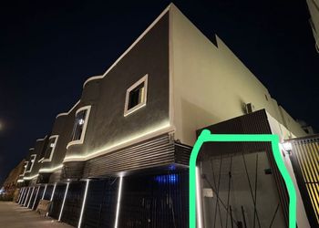 استديو هادئ بدخول ذاتي 