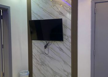 استديو بأثاث مريح وبسيط 
