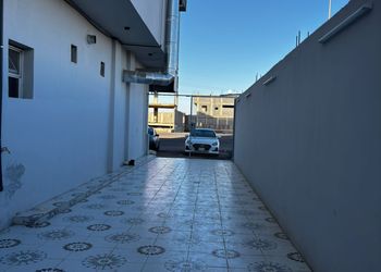 استديو هادئ بسرير ماستر 