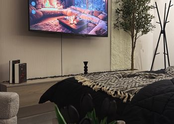 استديو بسرير ماستر