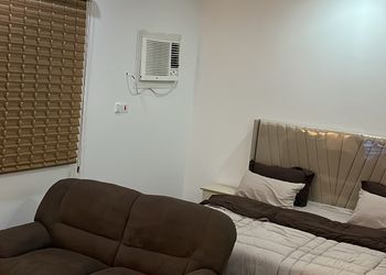 استديو هادئ بسرير ماستر 