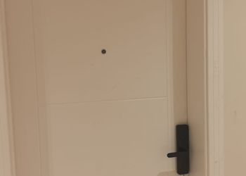 استديو بسرير ماستر ودخول ذاتي