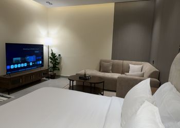 استديو بسرير ماستر