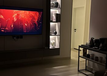 شقة ببروجكتر وغرفة ماستر 