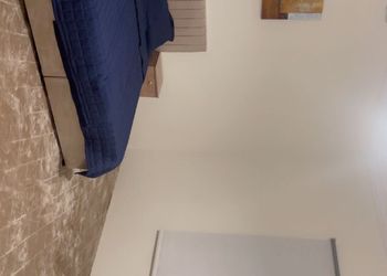 استراحة بمسطح اخضر وجلسة