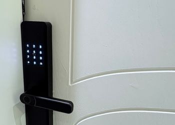 استديو هادئ بسرير ماستر 