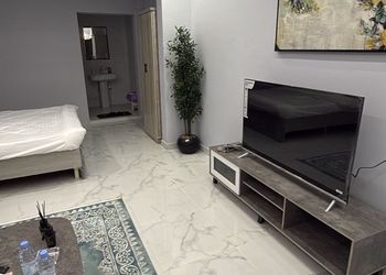 غرفة ماستر واسعة دخول ذاتي