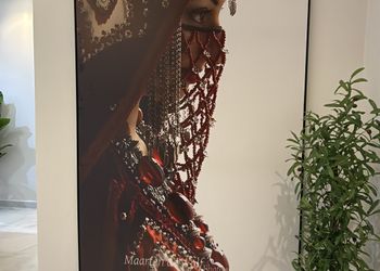 شقة بثلاث غرف نوم وصالة مريحة 