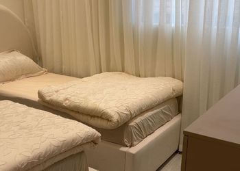 شقة بصالة أنيقة ودخول ذاتي 