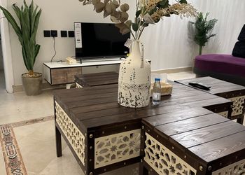 شقة بغرفة نوم وصالة دخول ذاتي 
