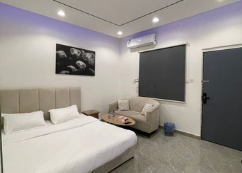 استديو بسرير ماستر ودخول ذاتي 