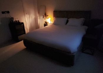 استديو بسرير ماستر  ودخول ذاتي 