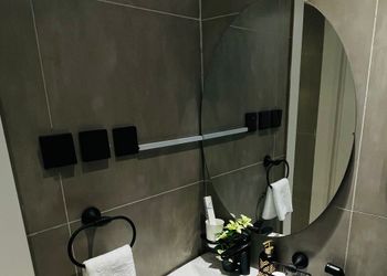 استديو هادئ بسرير ماستر 
