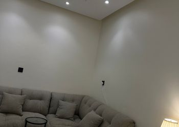 استديو بسرير ماستر وجلسة 