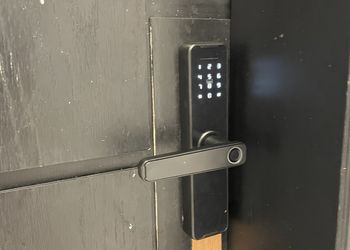 استديو فاخر بدخول ذاتي