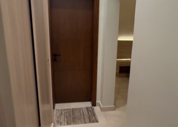استديو هادئ بسرير ماستر
