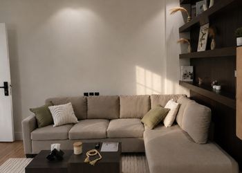 استديو بسرير ماستر وجلسة جانبية 