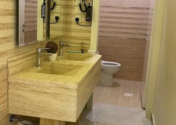 استديو بسرير ماستر وجلسة جانبية 