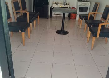 شاليه بمسبح وألعاب مائية