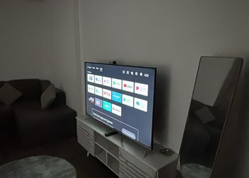 استديو هادئ بدخول ذاتي 
