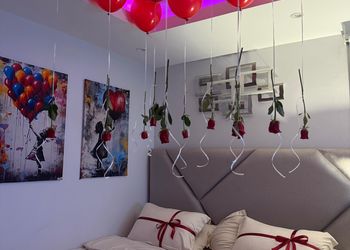 استديو بسرير ماستر وجلسة جانبية