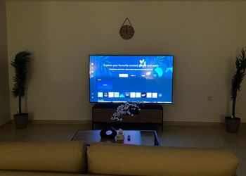 استديو بسرير ماستر وجلسة جانبية 