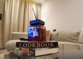 شقة بدخول ذاتي وصالة مريحة 