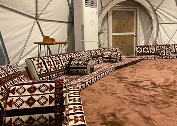 استراحة بجلسة خارجية ومسبح