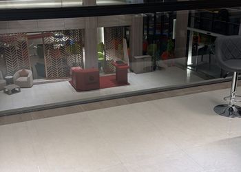 استديو بسرير ماستر وجلسة جانبية