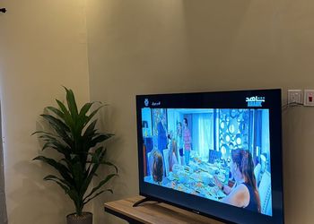 استديو بسرير ماستر وأثاث مريح 