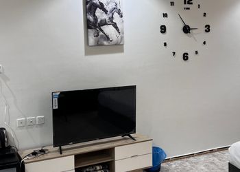 استديو بسرير ماستر وجلسة جانبية 
