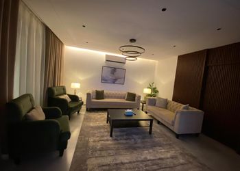 شقة عصرية مع بلكونة 